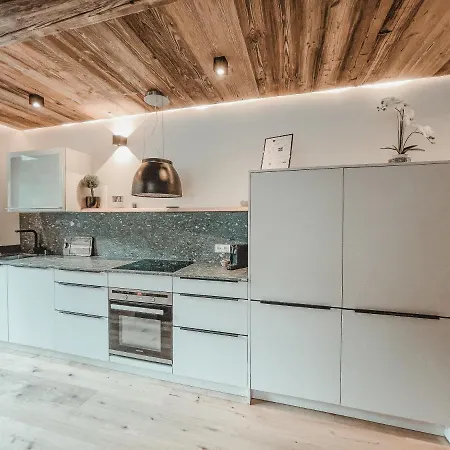 Oldwood Chalet By Alpenluxus アパート フューゲン