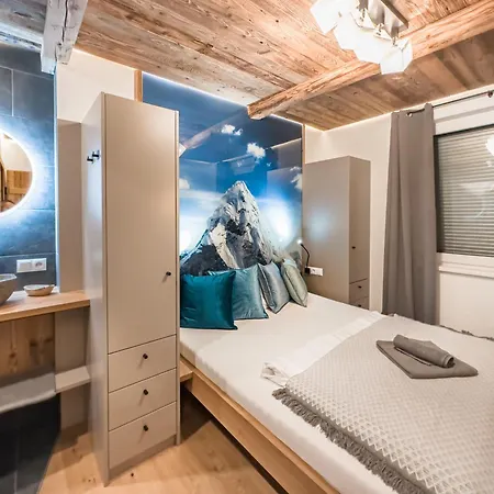 Oldwood Chalet By Alpenluxus